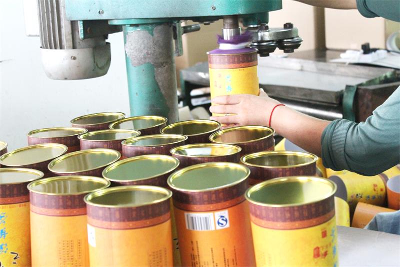 溪黄茶茶叶圆罐生产厂家