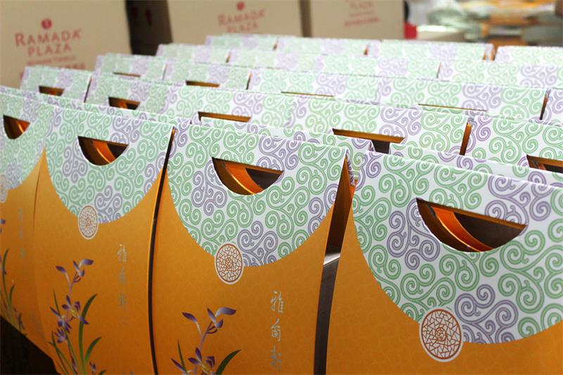 酒店手提式月饼盒厂家