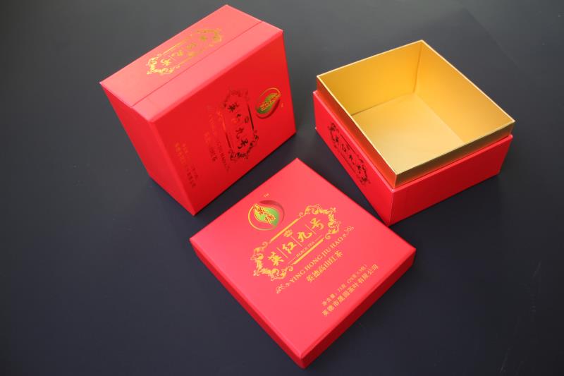 精制的天地盖式红茶茶叶包装盒