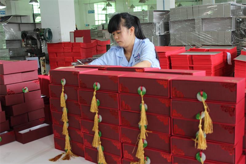 广东月饼盒定制启示：好客服很重要