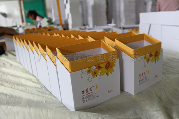 纤源美黄色款式半成品区