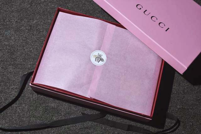 Gucci的月饼包装盒