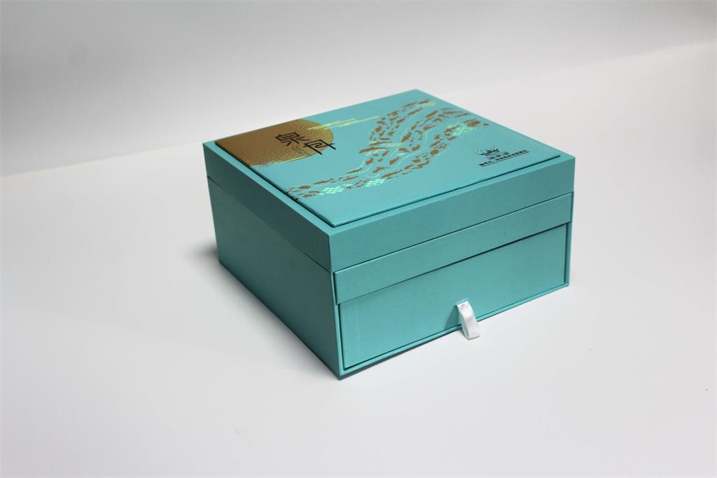 酒店月饼盒定制，广州月饼盒厂家放心选，从宏仕达开始