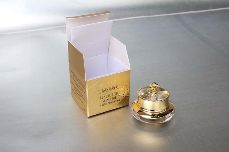 去除同质化，就是宏仕达包装金银卡化妆品盒