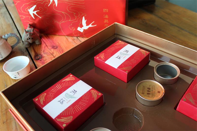 山东老家餐饮企业定制的月饼包装盒