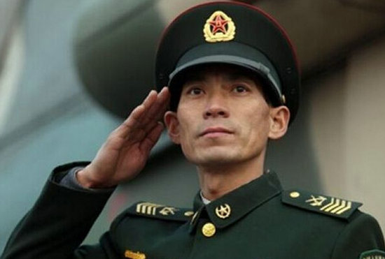再现“兵王”