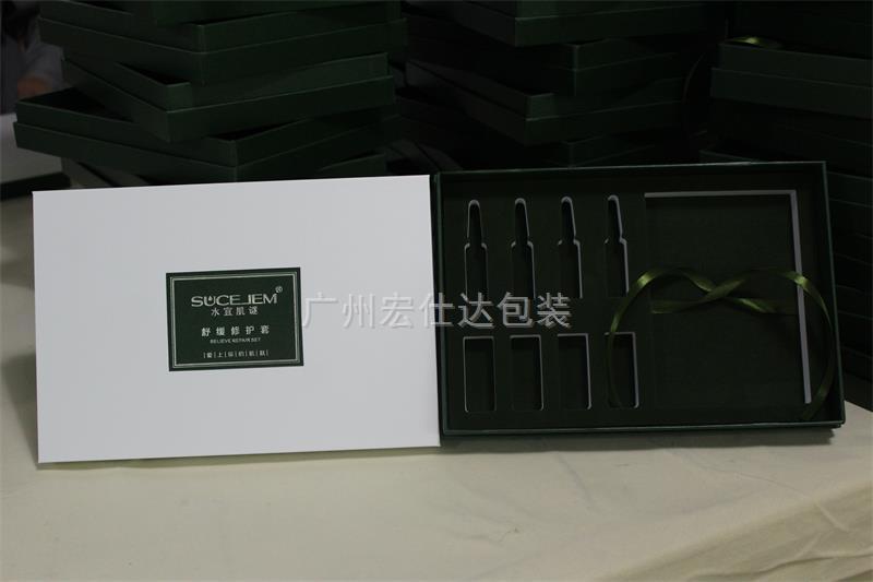 百里挑一 化妆品盒定制，宏仕达包装更受客户喜爱