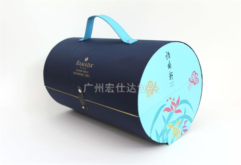 月饼盒厂家，用丝绸月饼锦盒体现市场价值